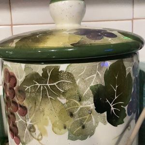 Meet your Posher, Luvern